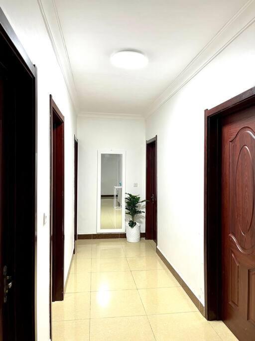Comfort Haven Sea View Apartment Dar es Salaam Esterno foto
