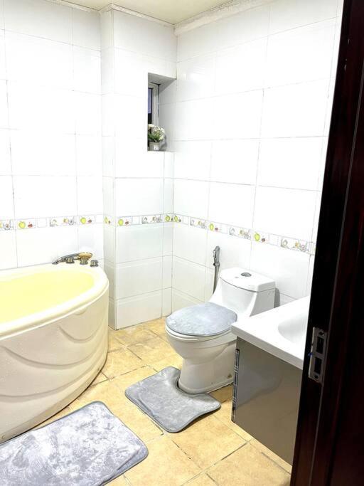 Comfort Haven Sea View Apartment Dar es Salaam Esterno foto