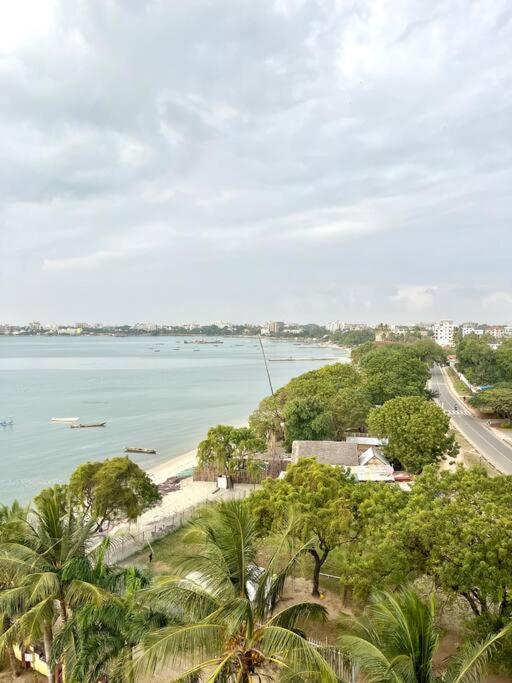 Comfort Haven Sea View Apartment Dar es Salaam Esterno foto