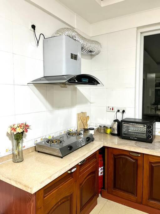 Comfort Haven Sea View Apartment Dar es Salaam Esterno foto